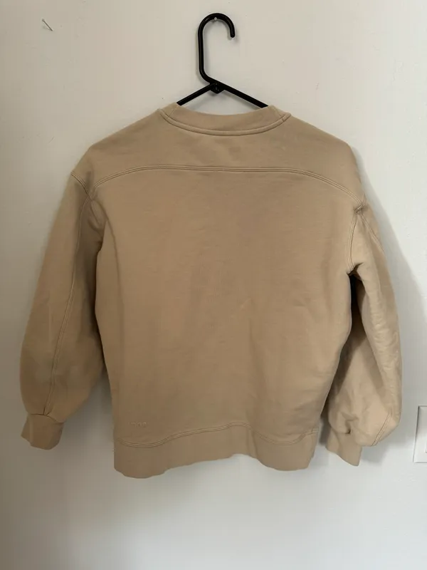 Lululemon Sweatshirt - Image 2