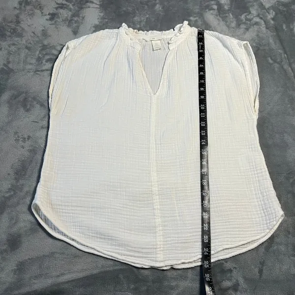 H&M V-Neck Cap Sleeve Gauze Top Size S Relaxed Fit Lightweight Beach Coastal - Image 6