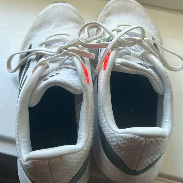 Adidas White and Black Athletic Shoes - Image 7