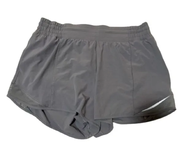 Lululemon Hotty Hot 4” short - Image 2