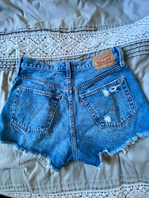 Levi’s 501 Denim Shorts - Image 3