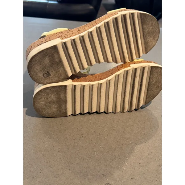 Steve Madden Elba Yellow Elastic Platform Wedge Sandals Women's 8.5M‎ - Image 6