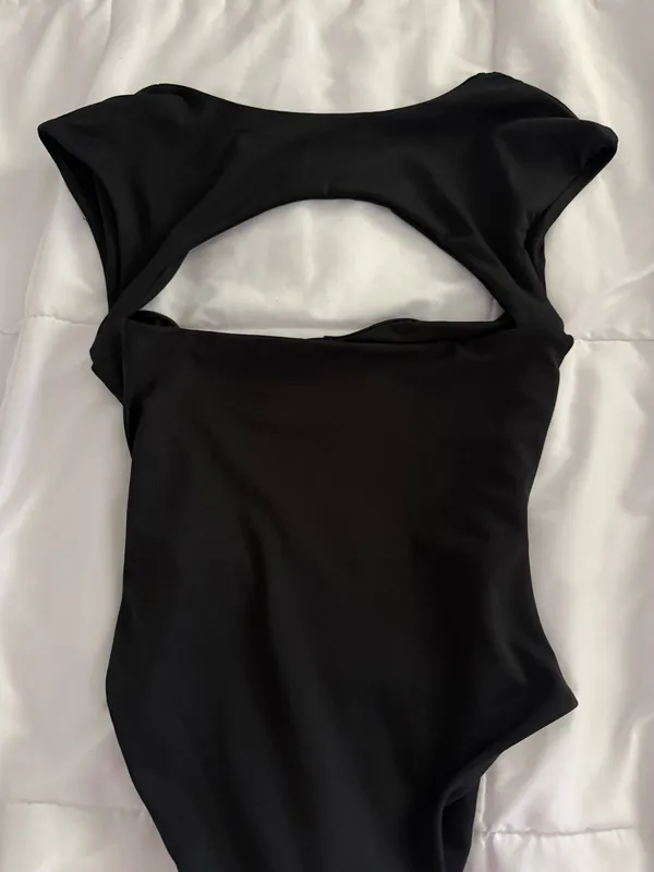 Shein Black Bodysuit Open Back - Image 3