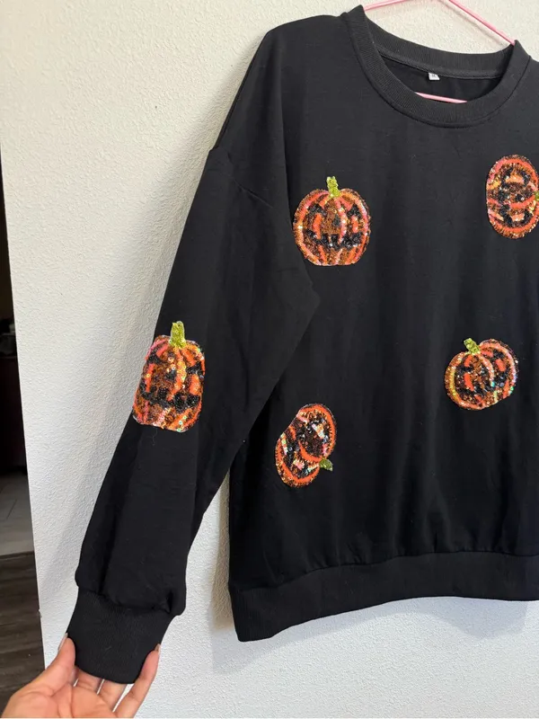 Black Sequin Pumpkin Halloween Sweatshirt Oversized Cozy Fall Medium NWOT - Image 3