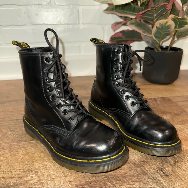 Dr. Martens 1460 Women’s 8-Eyelet Black Leather Boots - Image 7