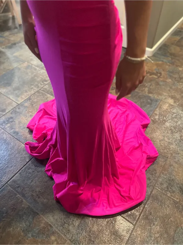 Sherri Hill Fusha Hot Pink Formal dress (Will get better pictures soon!) - Image 6