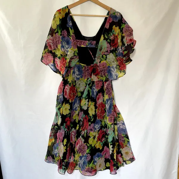 ASOS floral flowy english garden party fairycore dress open back women's‎ size 6 - Image 5