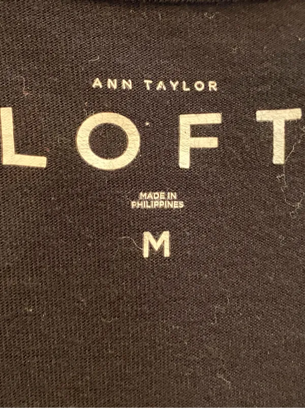 Ann Taylor LOFT Women’s Black Short Sleeve Scoop Neck Tee TShirt Sz M - Image 2