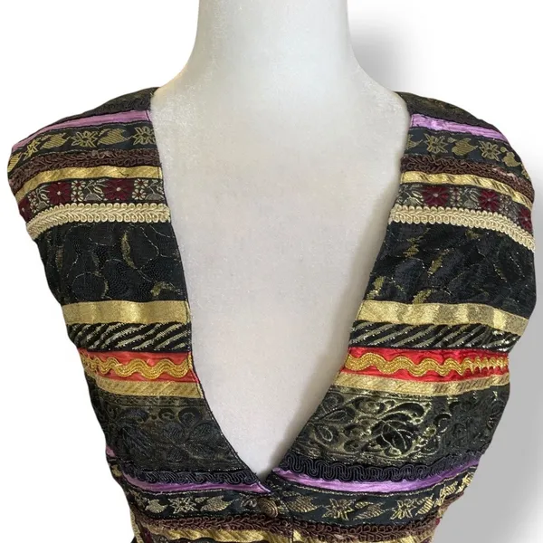 Vintage Vest Eclectic Lace Ribbon Trimmed Boho Cropped Waistcoat Art To Wear - Image 4