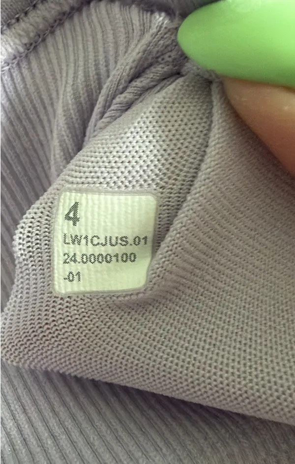 Lululemon Size 4 Ebb to Street Cropped Racerback Tank Top - Image 6