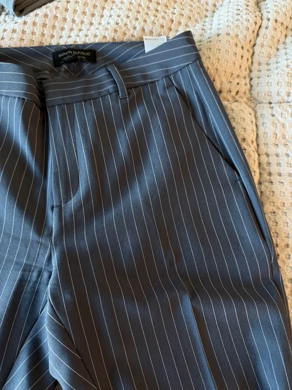 Banana Republic Slacks - Image 4