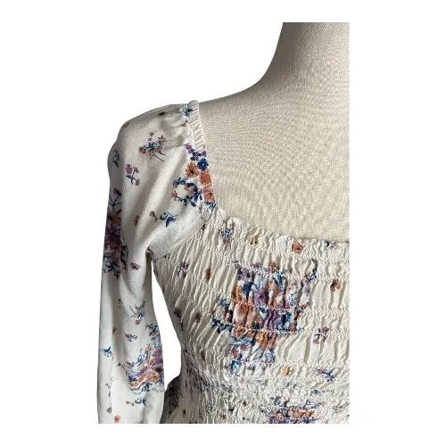 REWIND-CREAM COLOR FLORAL SMOCKED TOP-WOMENS SIZE SMALL Gorgeous top, fro t and back smocking, women’s size small, excellent condition Measurements: Bust: armpit to armpit 14-18 inches Length: shoulder seam to bottom 17 inches - Image 3