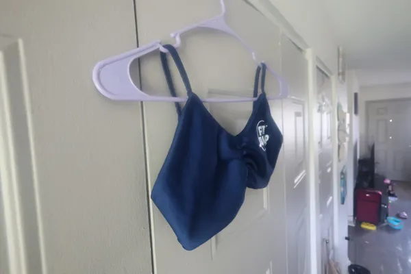 Ankley Fitness Fit Jump workout exercise sporty sports bra in navy blue and white size medium. - Image 3