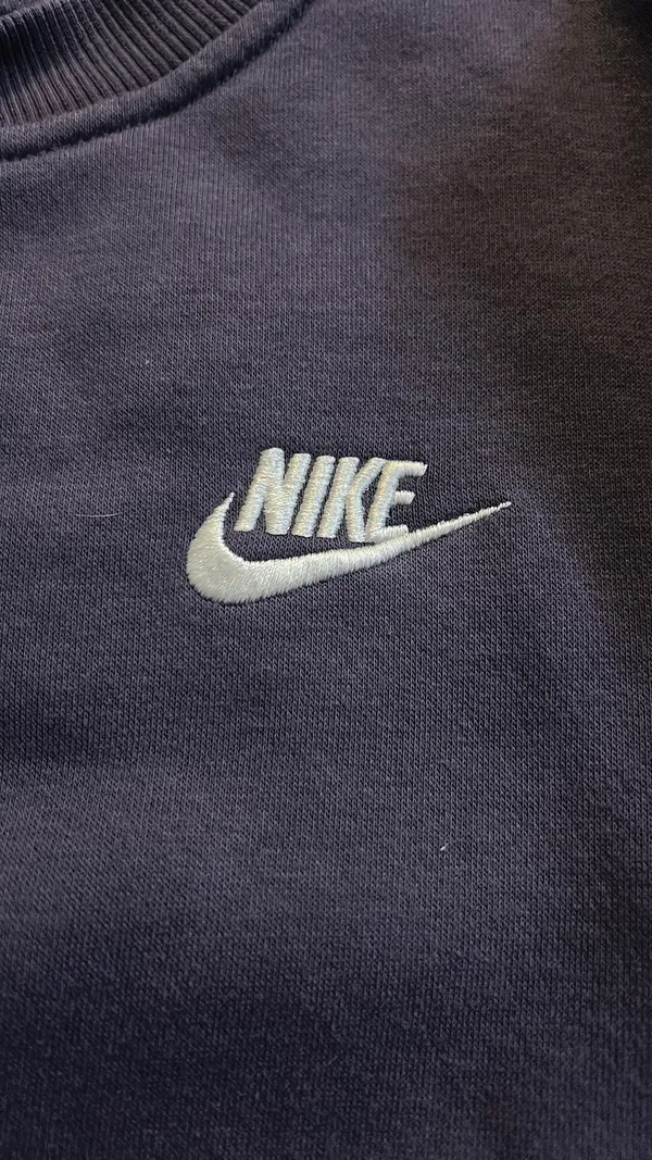 Nike Crewneck - Image 4