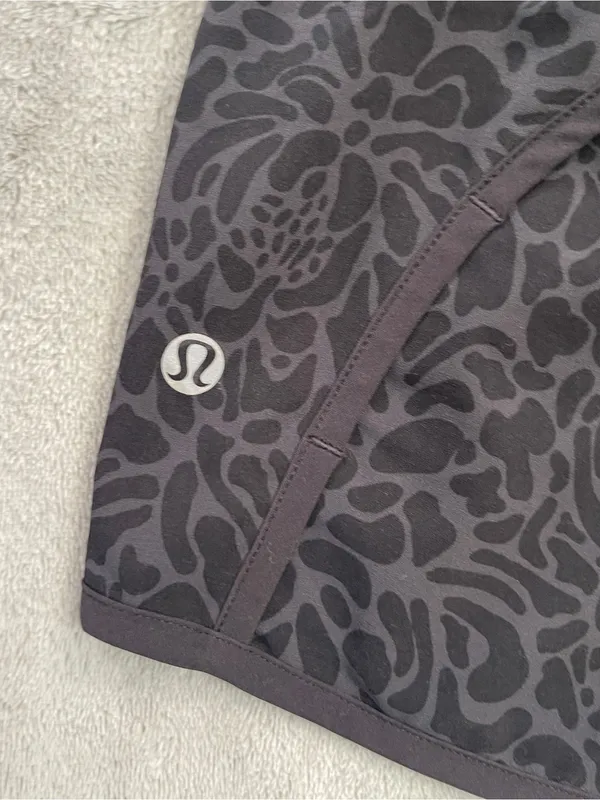 Lululemon Run Times shorts 4” black gray print running gym training activewear 8 - Image 6