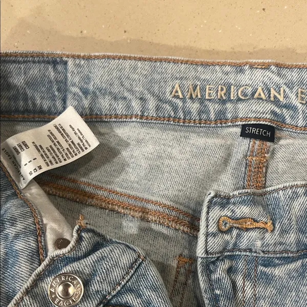 American Eagle Outfitters Light Blue High Rise Women's Jeans - Image 3