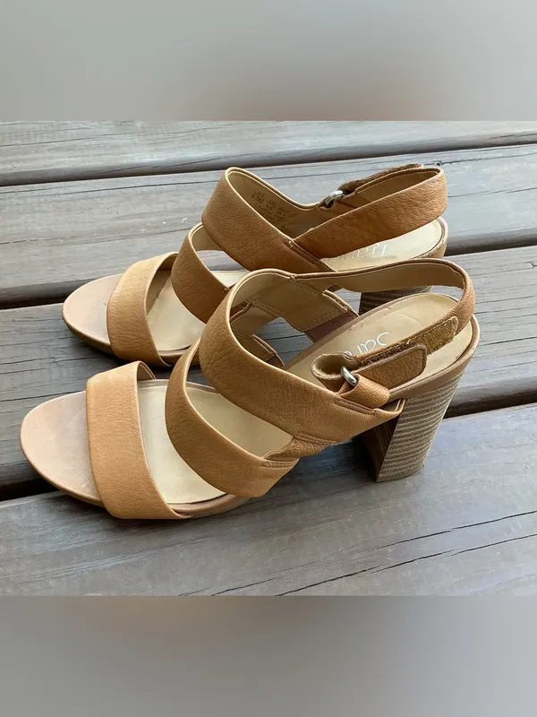 Franco Sarto Tan Strappy Block Heel Sandals🌷🌷 - Image 2