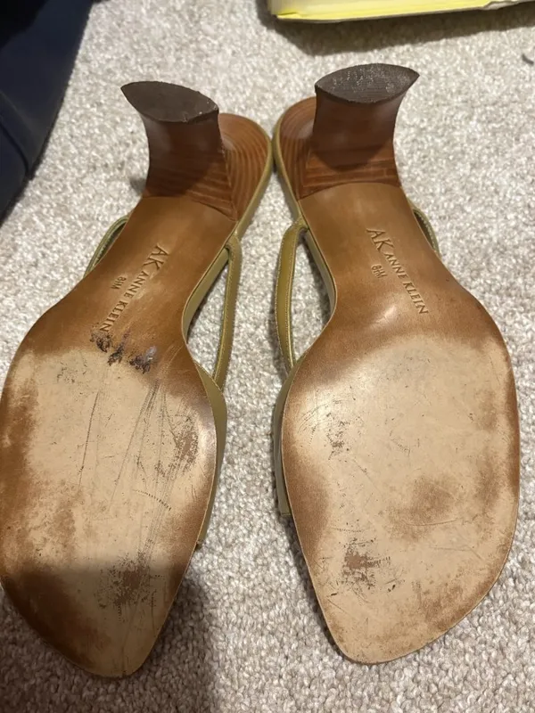 Anne Klein Green Tan Leather Sandals size 8.5 - Image 3