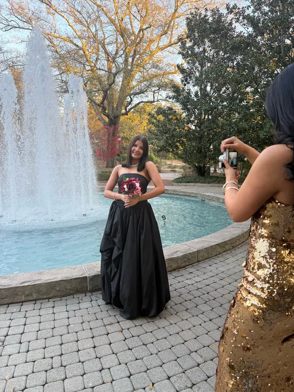 Black prom dress - Image 2