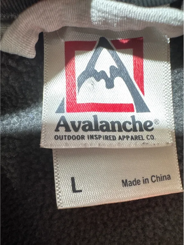 Avalanche Outdoor Inspired Half-Zip Pullover Hoodie - Size L - Image 4
