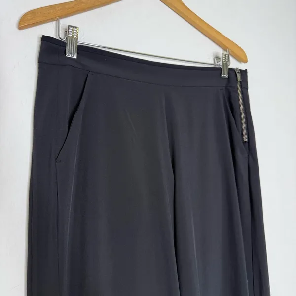 Athleta Gramercy Track Trouser Pants Women’s Size 8 Black Style 376009 - Image 6