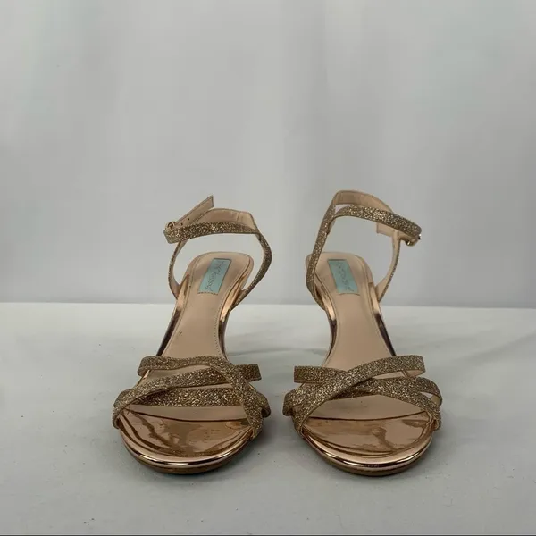 Betsey Johnson Strappy‎ Glitter Heeled Sandals in Gold Size 8 - Image 3