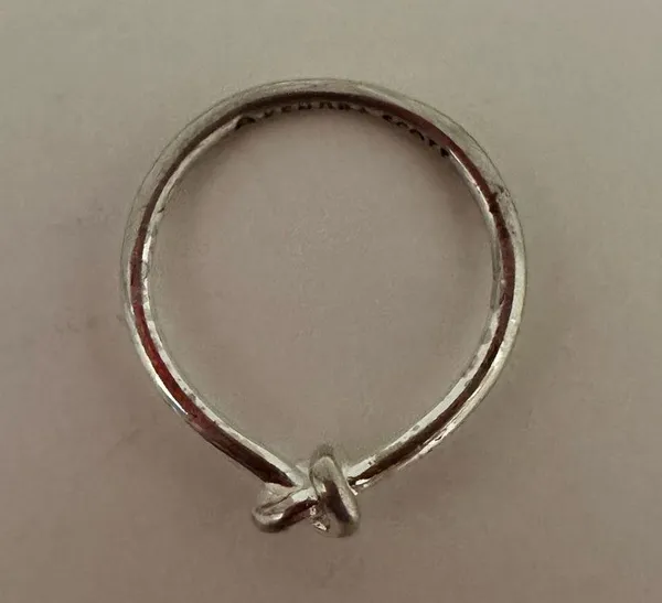 Kendra Scott Presleigh Silver Love Knot Ring Size 7.5 - Image 3