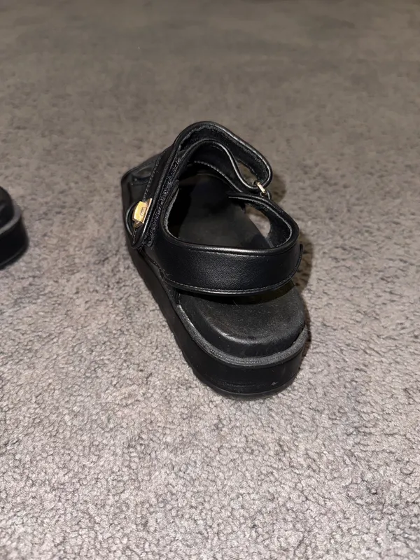 SO Platform Sandals - Image 4