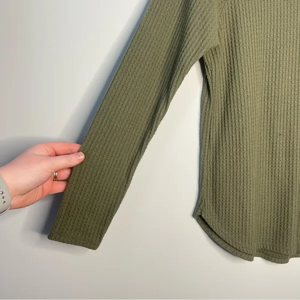 American Eagle Soft‎ & Plush Waffle Sweater (X-Small) - Image 2