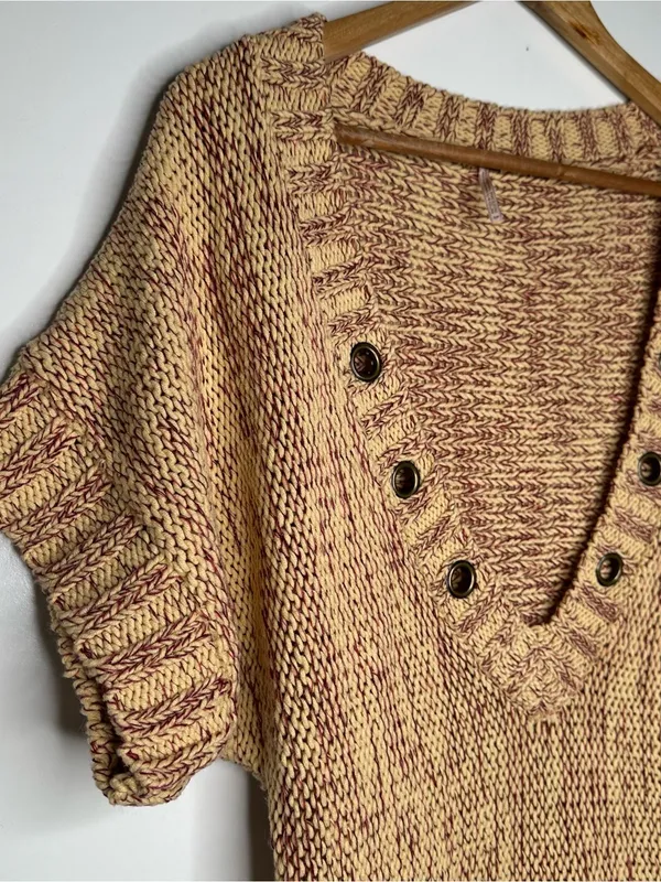 Free People Deep V-Neck Grommet Short Sleeve Chunky Knit Sweater Small - Image 5