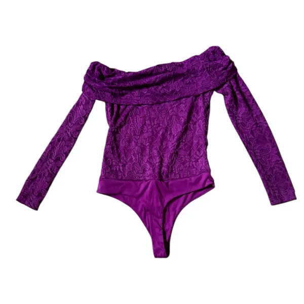 NEW AFRM Nia Off Shoulder Purple Lace Bodysuit - Image 3