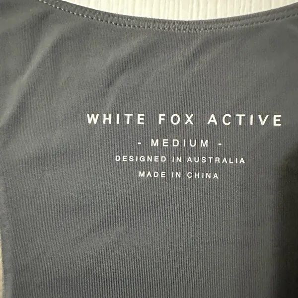 White‎ Fox Active Women's Sports Bra Tank Medium - Image 3