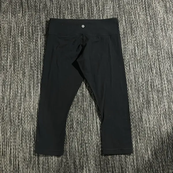 Lululemon Wunder Under Leggings Crop Compressive Size 8 - Image 2