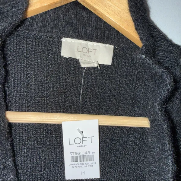 NWT Loft Outlet Ribbed‎ Ruffle Mock Neck Black Sweater Medium - Image 4