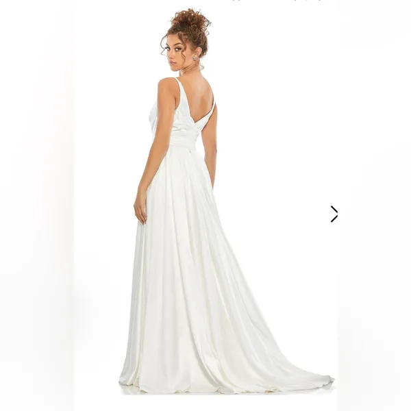 Mac Duggal White Satin Gown NWT Size 2‎ Style 12443 Formal Bridal Evening Dress - Image 2