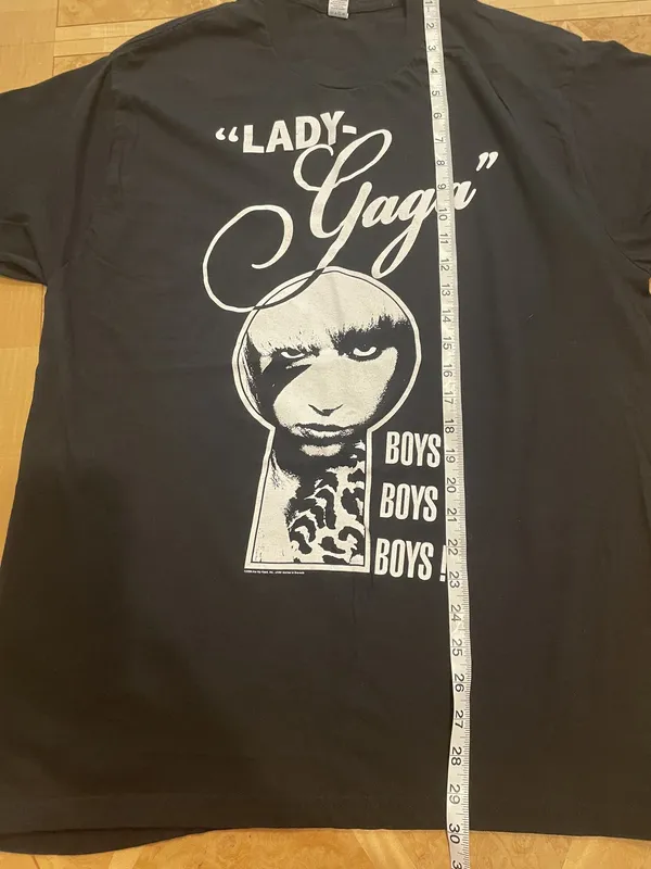 Vintage 2009 Lady Gaga “Boys Boys Boys” Keyhole Graphic T-Shirt Size XL - Image 9