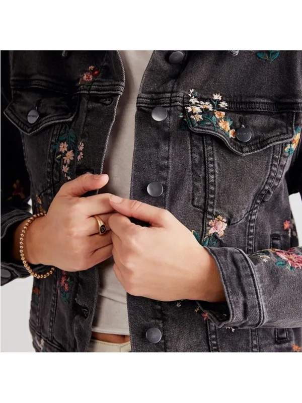 Free People Driftwood floral embroidered denim jacket - Image 3