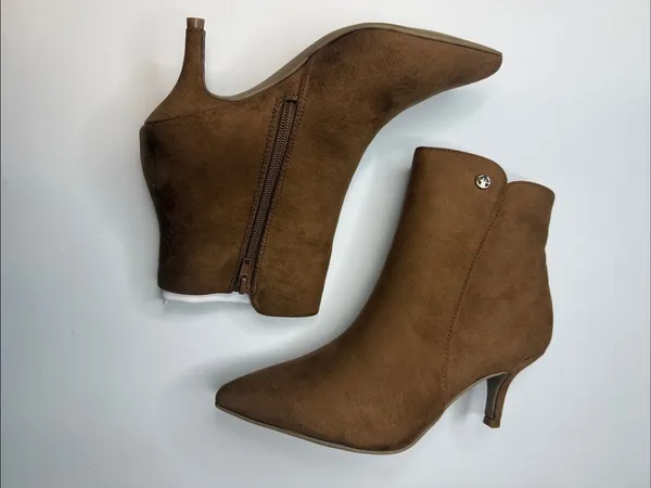 Giani Bernini Women's Carminee Memory Foam Kitten Heel Dress Booties Size 7M - Image 3
