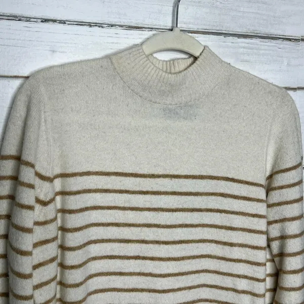 Abercrombie & Fitch Mock Neck Stripe Sweater Size Large - Image 5