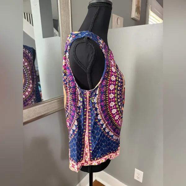 Renee C. Boho Mandala Floral Kaleidoscope Tank Size Medium. Made in USA. - Image 5