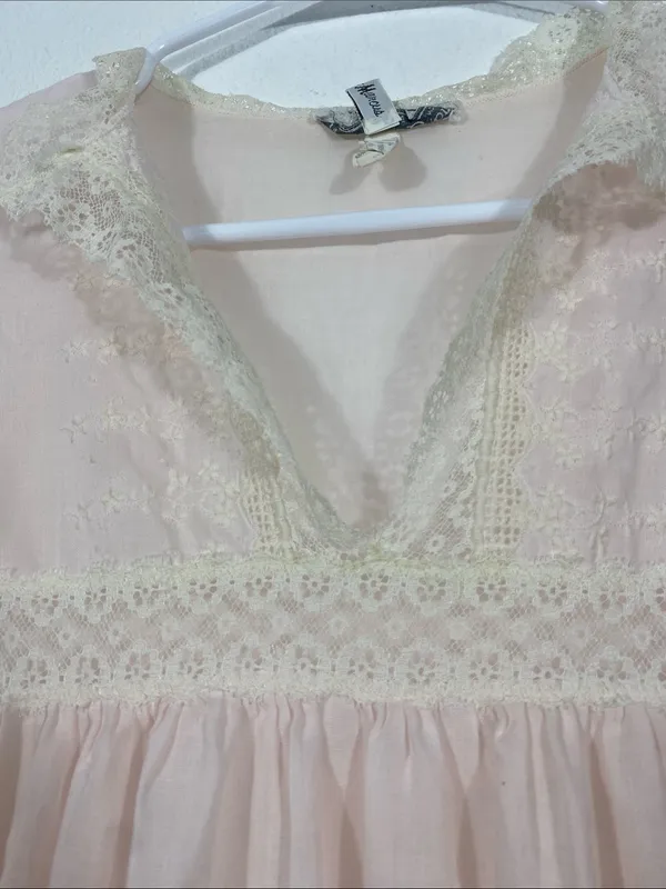Vintage Christian Dior Lingerie Pink Lace Coquette Long Nightgown 70s 80s Size S - Image 5