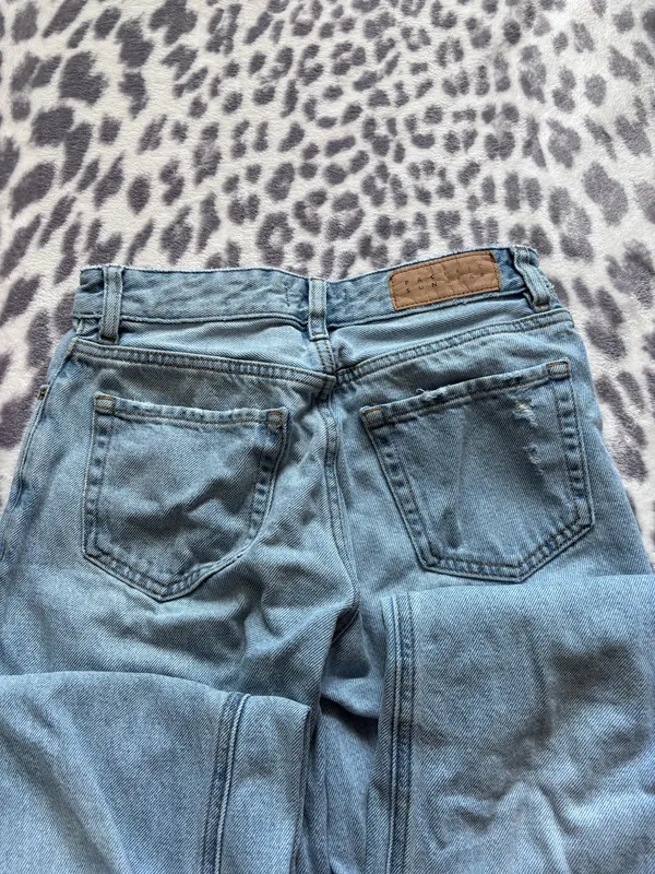 PacSun 90s Boyfriend Jeans Ripped - Image 3