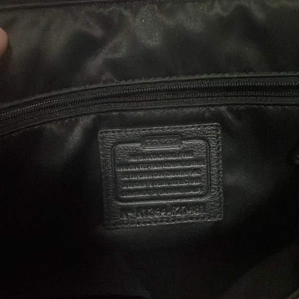 Taylor black leather shoulder bag - Image 3