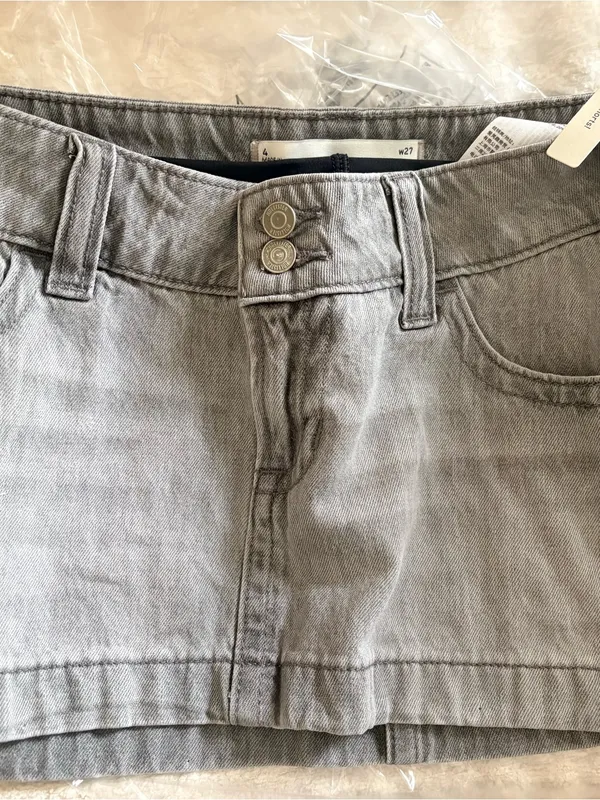 Hollister Ultra Low-Rise Denim Micro Mini Skort - Light Gray - Image 7