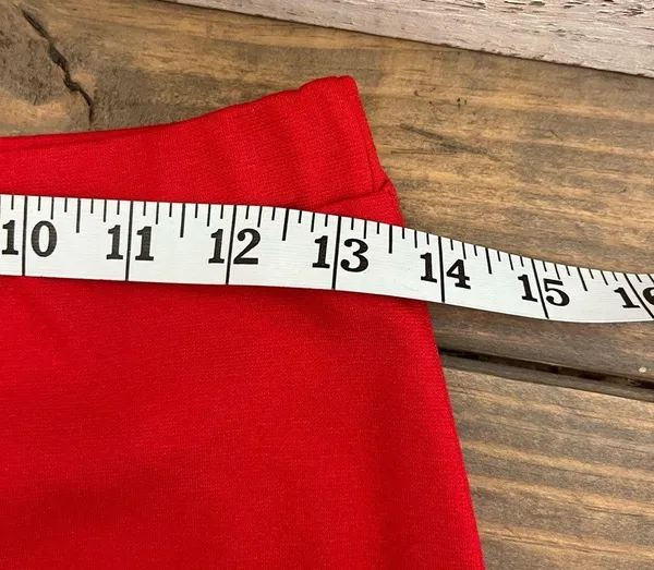 NWT Red knit pencil skirt size small Modest wear - Image 4