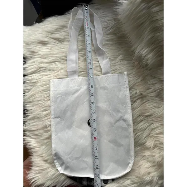 Lululemon White Tote Bag - Stylish & Durable - Image 3