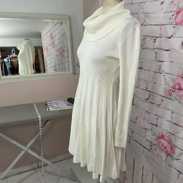 Calvin Klein white cowl neck elbow pad sweater dress - Image 4