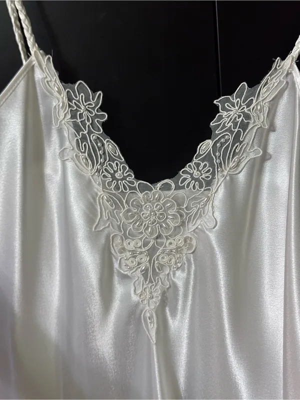 Intimo Amore Satin Ivory Wrap Robe with Nightgown vintage M - Image 4