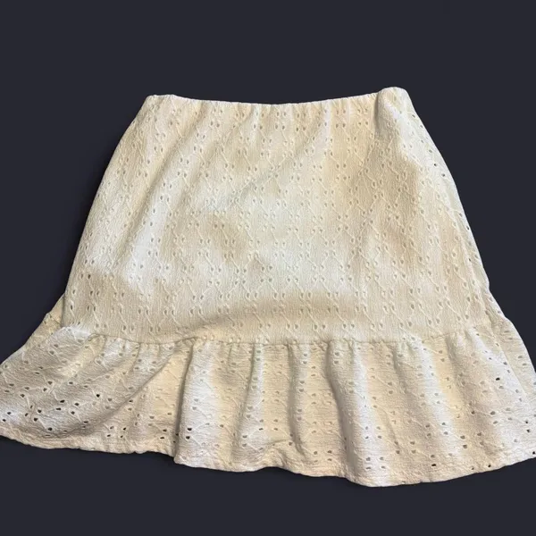 Lily Rose White patterned skirt Size M - Image 2