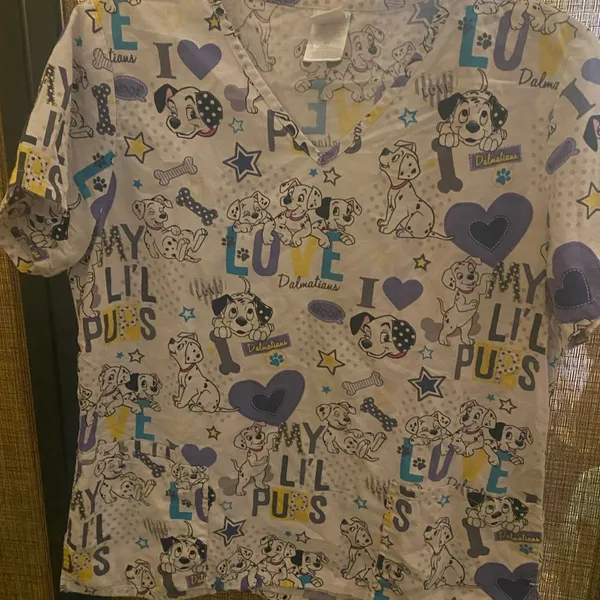 Disney 101 Dalmatian scub top size medium - Image 2